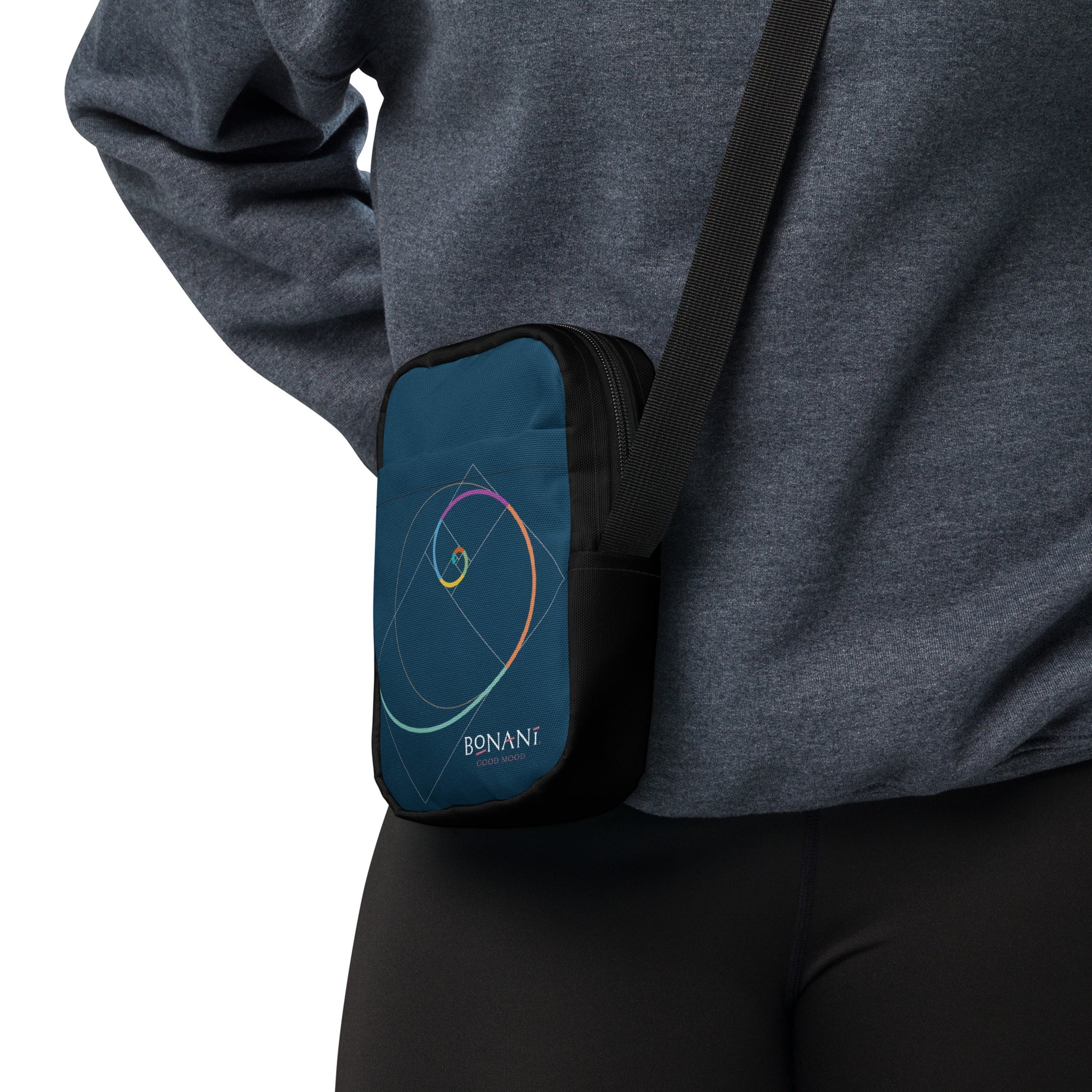 Kompakte Umhängetasche "Goldener Schnitt" für alles Wichtige - BONANI Design Umhängetasche